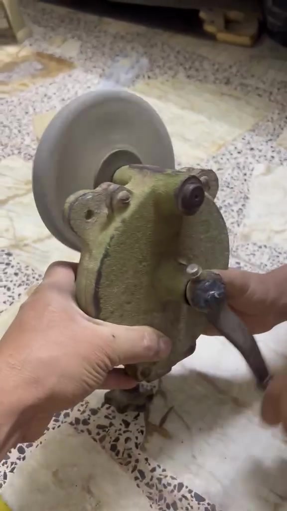كوسرة منضديه قديمه بغداد مدينة الصدر توصيل ماعندي ***********
