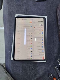 ايباد ١١ ام4 • ٢٥٦ • بطارية ١٠٠