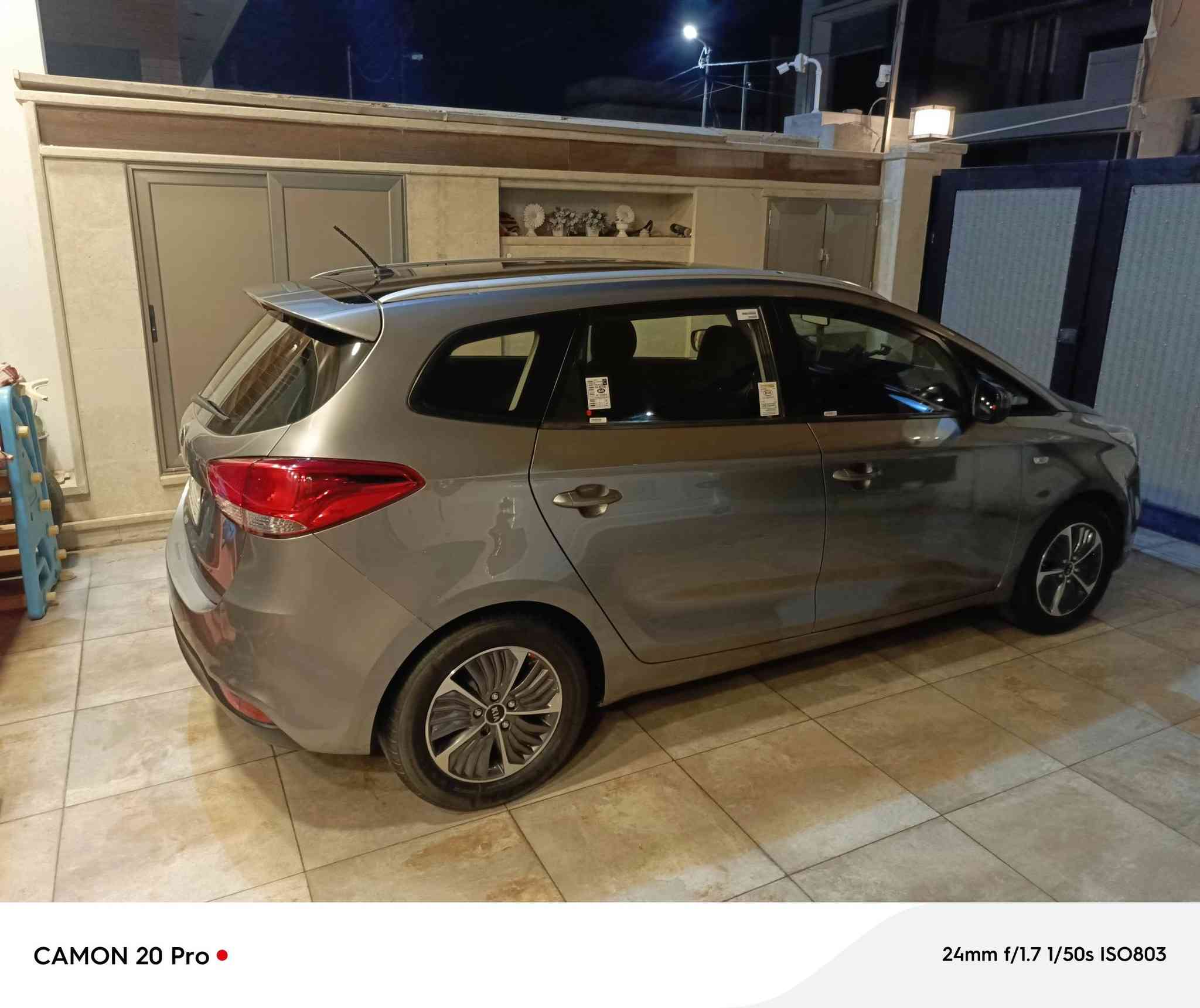 كيا كارنز ٢٠١٦ ٧ راكب خليجي ضرر ثلاث قطع بدون داخل مكينه كير شرط رقم نينوى كابون بانزين بيها للاستفسار اكثر 
*********** 
السعر ١٢٥ وبيها مجال للطيبين 🥰
