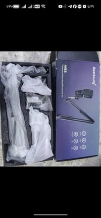 مايك احترافي • ابيض • توصيل