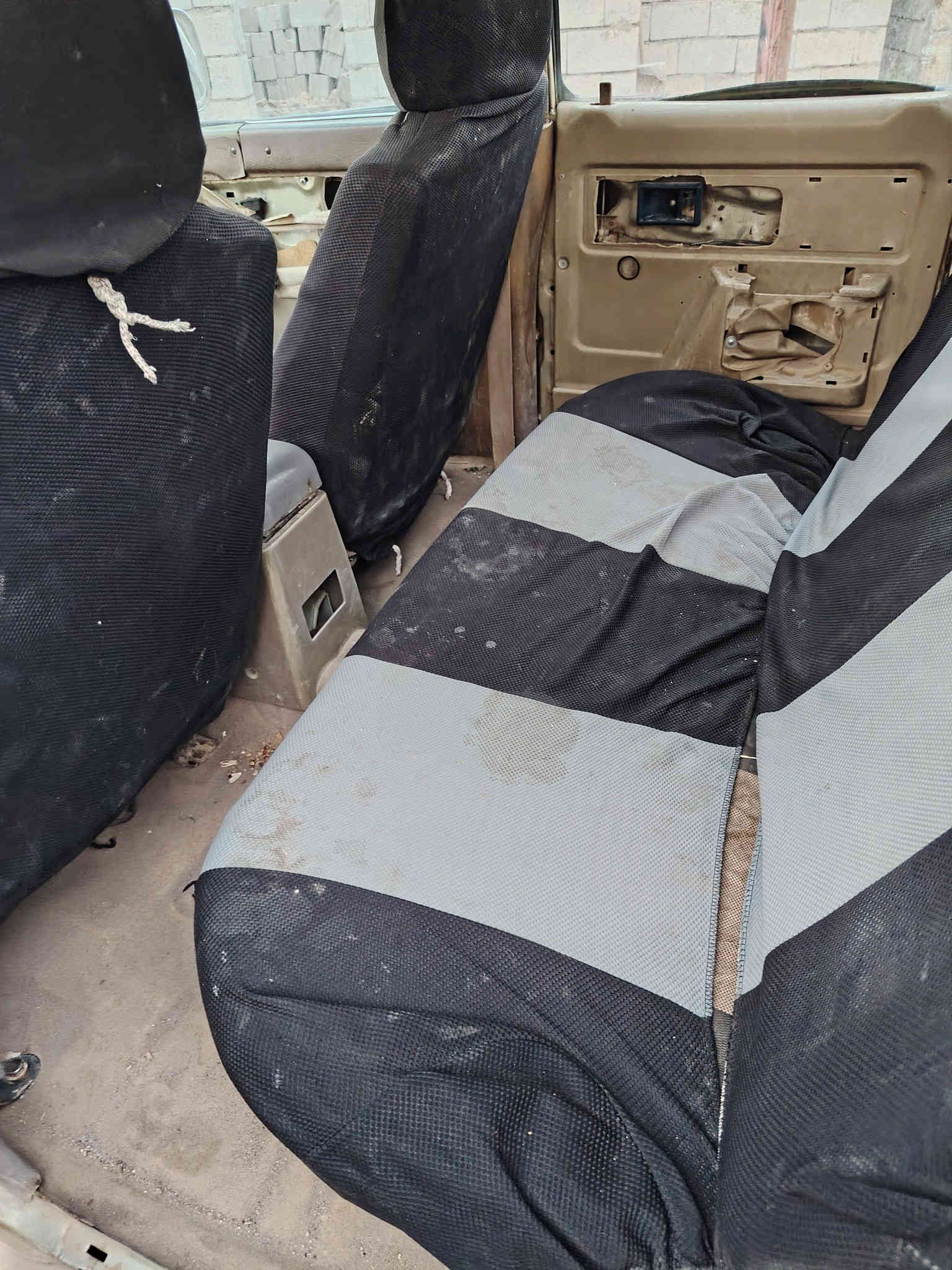 السلام عليكم سوبر دير حبل ما مسجل كير شرط محرك بدايت بخار بدون صرف صدر وتخم تاير جديد كهربيات كلهة شغالة كشر حلو جام كهربائي شغال تفءة شغالة سيارة تكرة سلف ترايك وين معجبك فقط الداخل شوية تعبان السعر ١٩ وبيها مجال بصيط مكان السيارة العلم قريت الربيضة ***********) ***********
