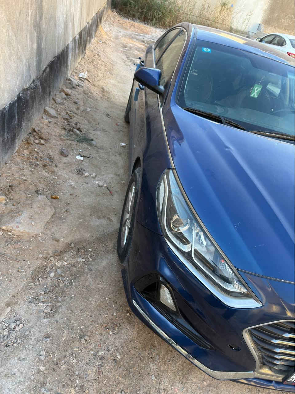 سوناتا مديل 2018 وارد امريكي فئة SE
محرك 2400 gdi
ماشية 78 الف 
كير ومحرك وكهربائيات  كفالة 
مواصفات السيارة 
شاشه لمس 
بلوتوث 
تحكم ستيرن 
تحديد مسار 
بيها نظام صرف الوقود : اقتصادي / طبيعي / سبورت 
نقطه عمياء 
تحذير اقتراب المركبات 
حساسات 
ستيريو وسماعات السيارة رهيبه bets
وبعد بيها هواي مواصفات 
السيارة ما ناقصها شي حدادية وكهربائيات وإدامة كامله سيارة جاهزه ما تصرف عليها الف دينار 
تحويل مباشر ثاني يوم  باسمي 
رقم ناصرية أليف مشروع وطني تتحول بكل المحافظات  :/ مكان السيارة البصرة ابي الخصيب 

السعر 148$ 

سنويتها ل2030 
سيارة بدون حادث 
حادثها تخريب طعجات قليله بالقمارة وما مبينات 
واثنين بالبنيد وشوي بارد بالخشم جاملخ الأيمن وباقي سيارة كفاله لا صبغ لا بارد 
بياع شراي ما ابيعلك سيارة مالت جناي جداً نظيفه وحلوه احلى من الصور بهواي 

للاتصال 
*********** البصرة, العراق
