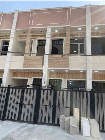 السلام عليكم مشتمل للايجار المساحه 50م قاطين مسلح تسليم مفتاح بعده ممسكون يتكون من طرمه استقبال صاله مطبخ خدمات منور غرفه 
ط2  غرفتين منور خدمات 
العنوان الشعب مقابيل سوك 4000
سعر ايجاره مناسب
للاستفسار اكثر الاتصال او مراجعه مكتب الشارقه للعقار موبايل *********** ابو يوسف
