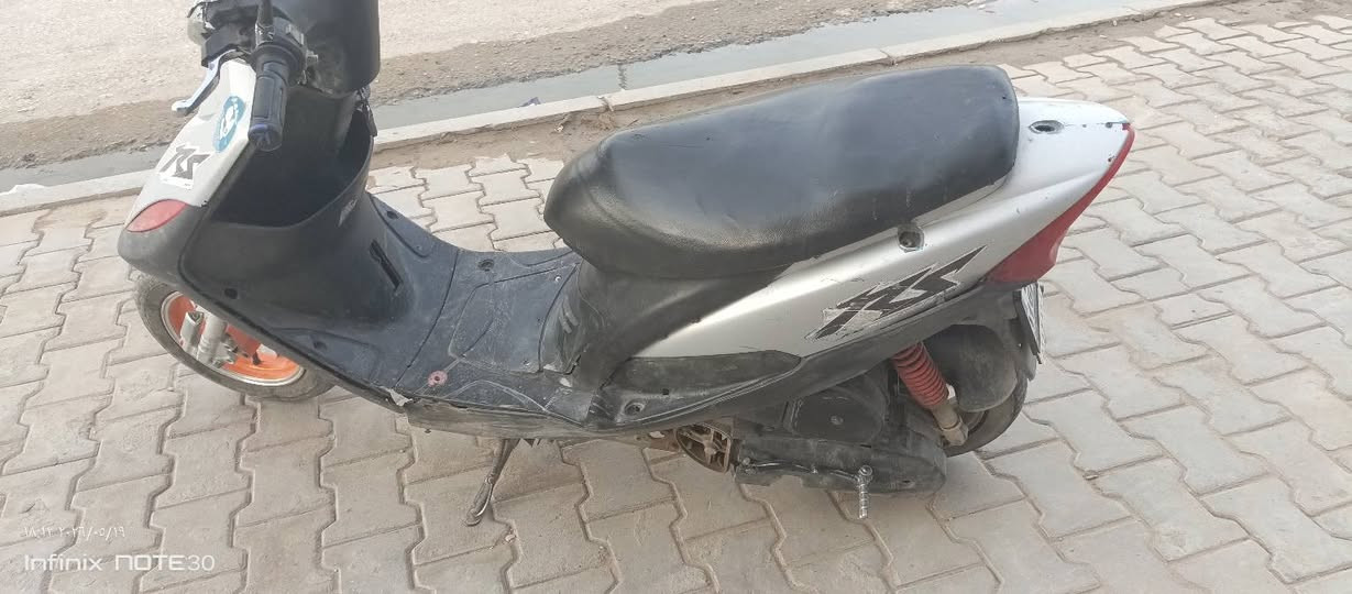 دراجة للبيع مستعجل السعر 300وبيه مجال العنوان كربلاء شارع حوالي قرب مستشفى الكفيل عمود 1349 ***********
