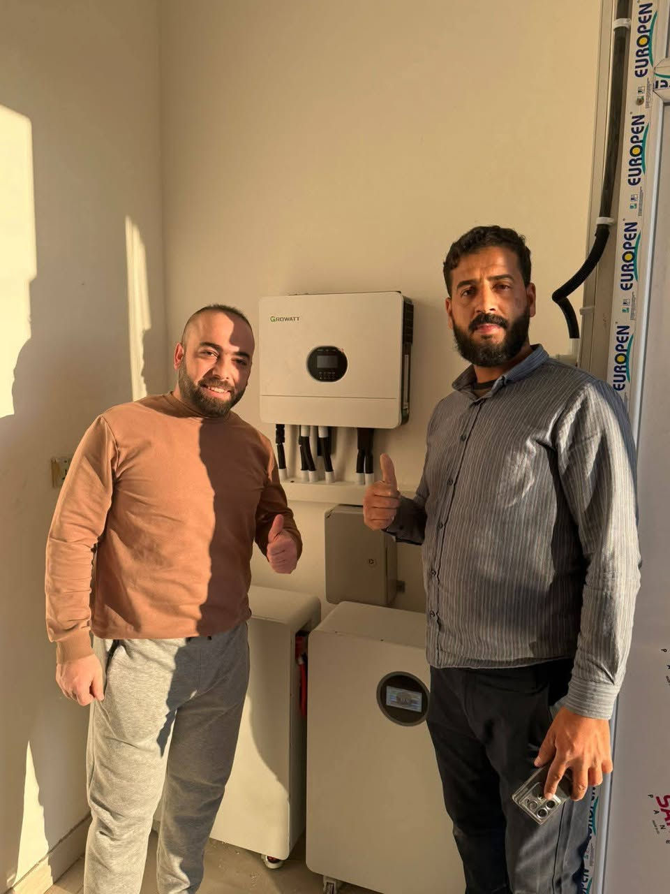 تم ربط منضومة طاقة شمسية في بغداد، . بقدره 20 امبير ليلي نهاري من قبل  شركة الجزيرة للطاقه الشمسية  وتم استخدام بطاريات شركة الجزيرة للطاقه الشمسية  العملاقه بقدره 10 كيلو واط وانفيرتر  بحجم 6 كيلو واط وبضمان لمده ٢ سنوات والواح لونجي هايمو x10 بقدره 645 واط بضمان لمده 15 سنه كل ذالك تم بواسطه كوادر ابطال شركة الجزيرة   فرع بغداد للتواصل او الاستفسار الاتصال على الارقام التالية معين‏‪***********‬‏()***********
