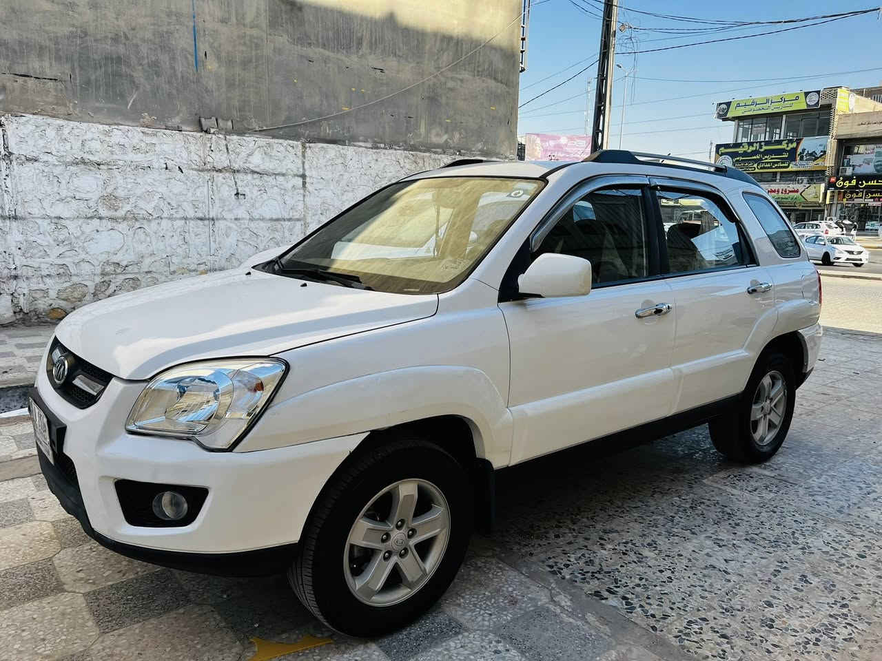 السلام عليكم كيا سبورتج 2009 للبيع
السيارة خليجي ماشية 205 الف قابل للزيادة 

بيها فقط بنيد مصبوغ 

كير محرك تبريد مكفولات 

فتحة وحساسات خلفية 

شاشة نظام اندرويد 

رقم نجف تحويل ثاني يوم 

مكاني النجف 

السعر المطلوب 126 وبي مجال 

للتواصل اتصل واتس اب  ***********
