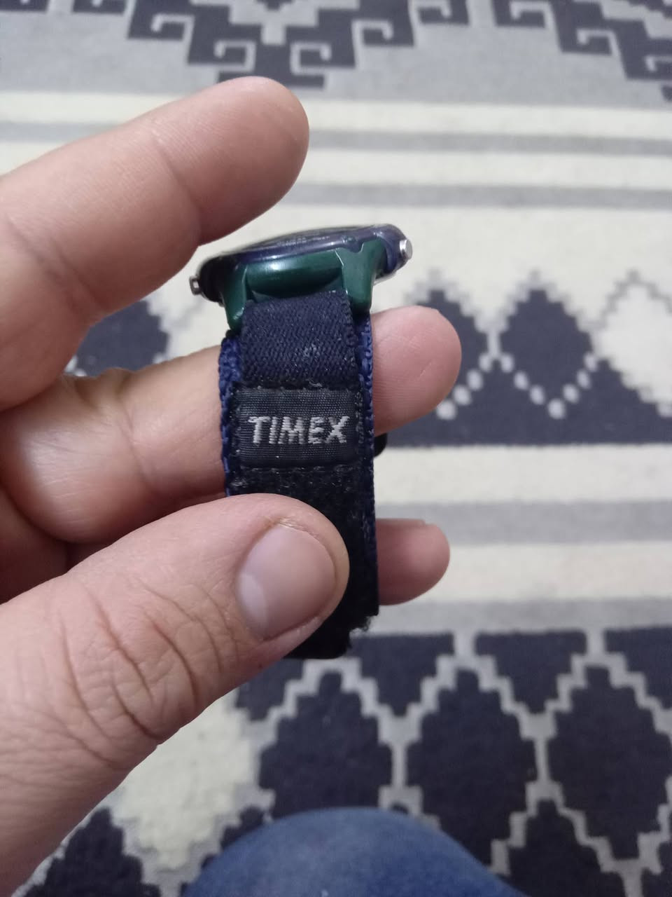 السلام عليكم ساعات تايمكس الشهيره كل قطعه وسعر كلهن شغالات بلكامل منبه جرس ضد الماء على الفحص سيورتهن اصليه كلهن نضافتهن 90 الشراي يتفضل يتصل واتساب *********** العنوان بغداد الحريه
