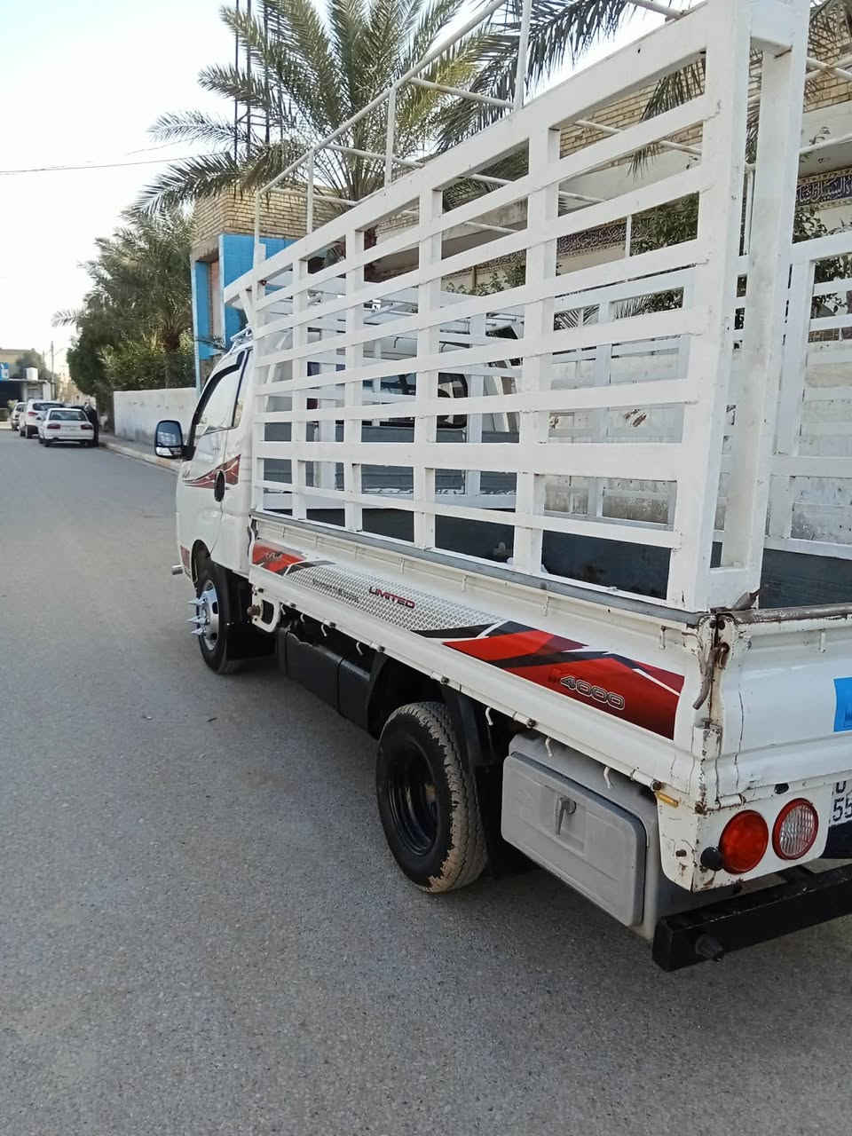 سلام عليكم ورحمة الله وبركاتة كيه فحل للبيع موديل 2014 رقم دياله نكليزي سنويه ل 30 مشروح وطني تخم تاير جديد ويل محور وستد 27 محجر تسكام مكينه وكير وشاصي كله مكفول تبريد تدفه شغال جاهزه ما تخسر عليها ولا الف  السعر 118 وبيها مجال مكاني واسط النعمانيه ***********
