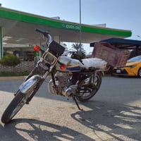 ماطور 2017 كلش نظيف محرك ولا صرف ولا بخار تخم تاير جديد كهربائيات يشتغ...