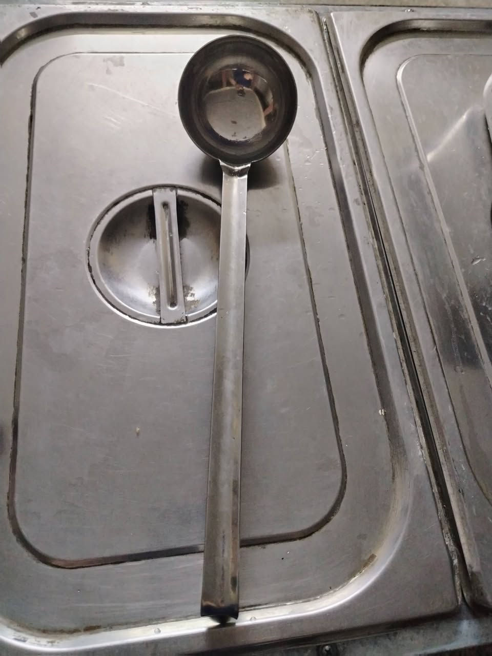 حمّاية طعام شرقي ٧ بلانك
مستخدمة نظيفة 
تعمل على الغاز
السعر ٢٢٥ وبيها مجال 
المكان سامراء للأستفسار الاتصال على الرقم
 الآتي ***********
