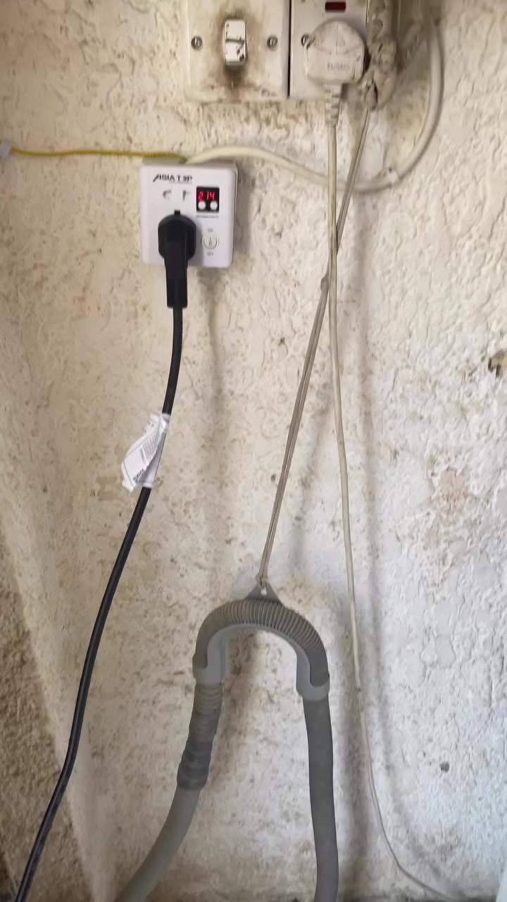 تم عمل منضومه شحن دستروير في منطقه الأمين لادوخ اني اجيك للبيت فقط داخل بغداد للتواصل***********
