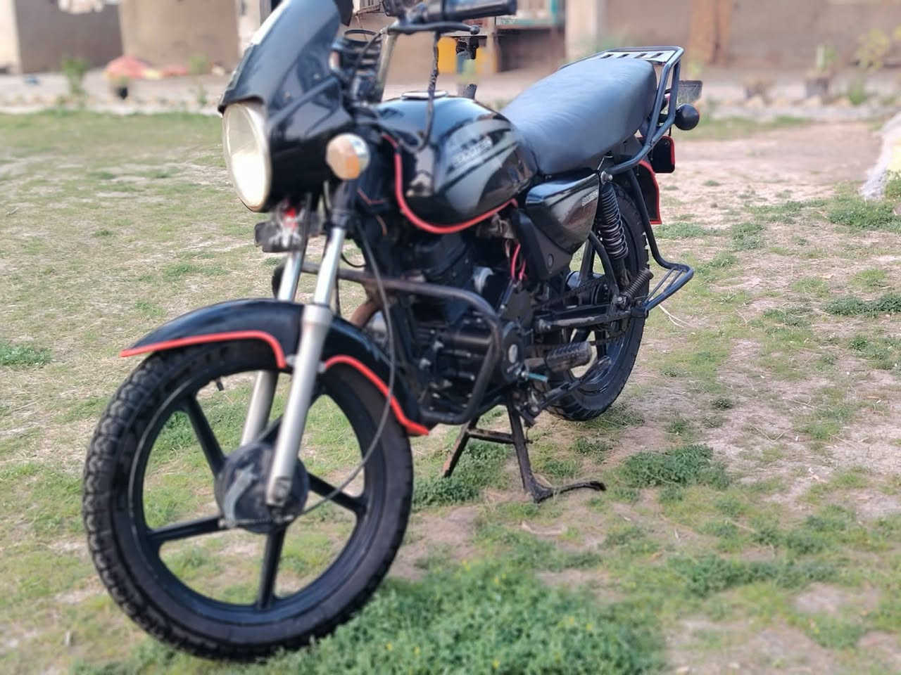 السلام عليكم
متاح
    بوكسر ٢٠٢٠(اوراق اصوليه)
السعر٨٥٠ وبيها مجال بسيط كلش
  مكان الدراجه (واسط/الصويره)
    للتواصل/***********
