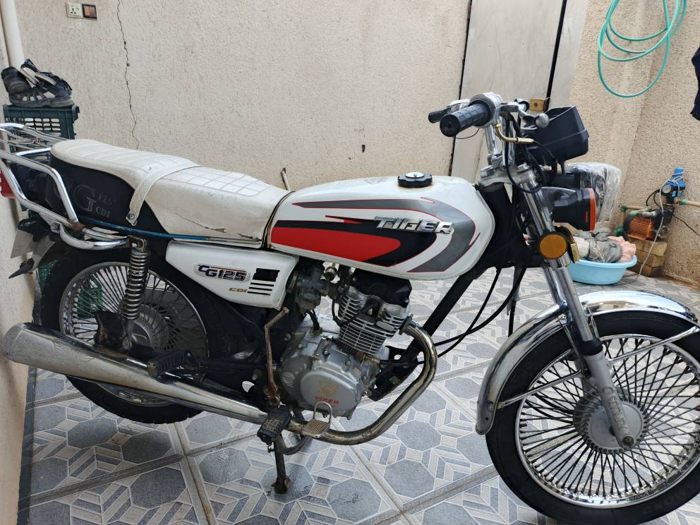 تايگر 2021 أوراق اصوليه 
السعر 450الف وبيها مجال 
مكاني بابل الشوملي 
*********** هاشمية, بابل
