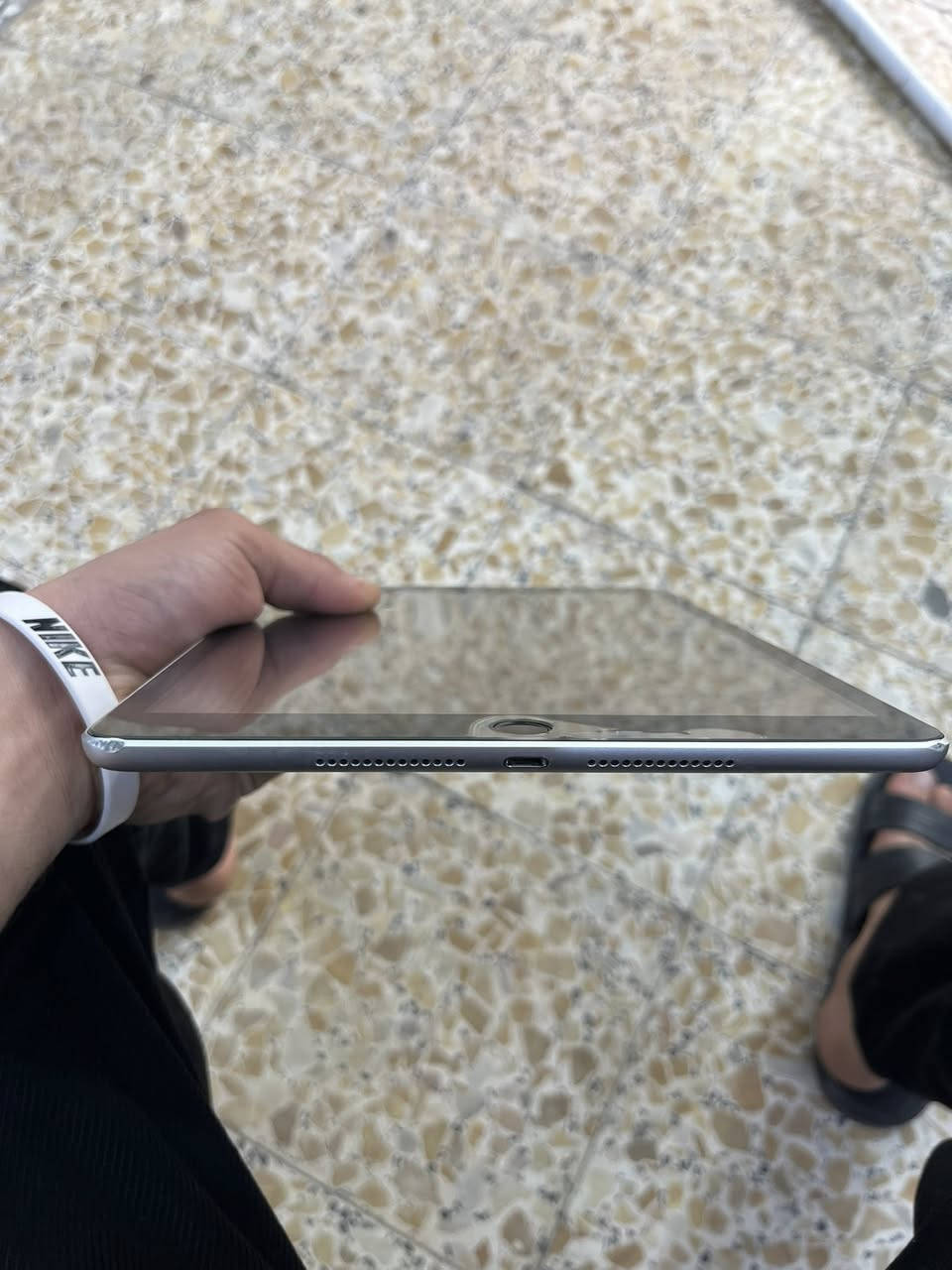 السلام عليكم
ايباد9للبيع الايباد نظافه فول نفس ماموضح بل صوره بطاريه100مشحون تقريبن 400اخو جديد كامل ملاحقات مع كفر دفتر وشاحنه اصليه ستخدامه دراسه وشرط الفحص مكاني نجف حي العسكري كبل سعر350ييه مجال للطبيبن رقمي ***********
