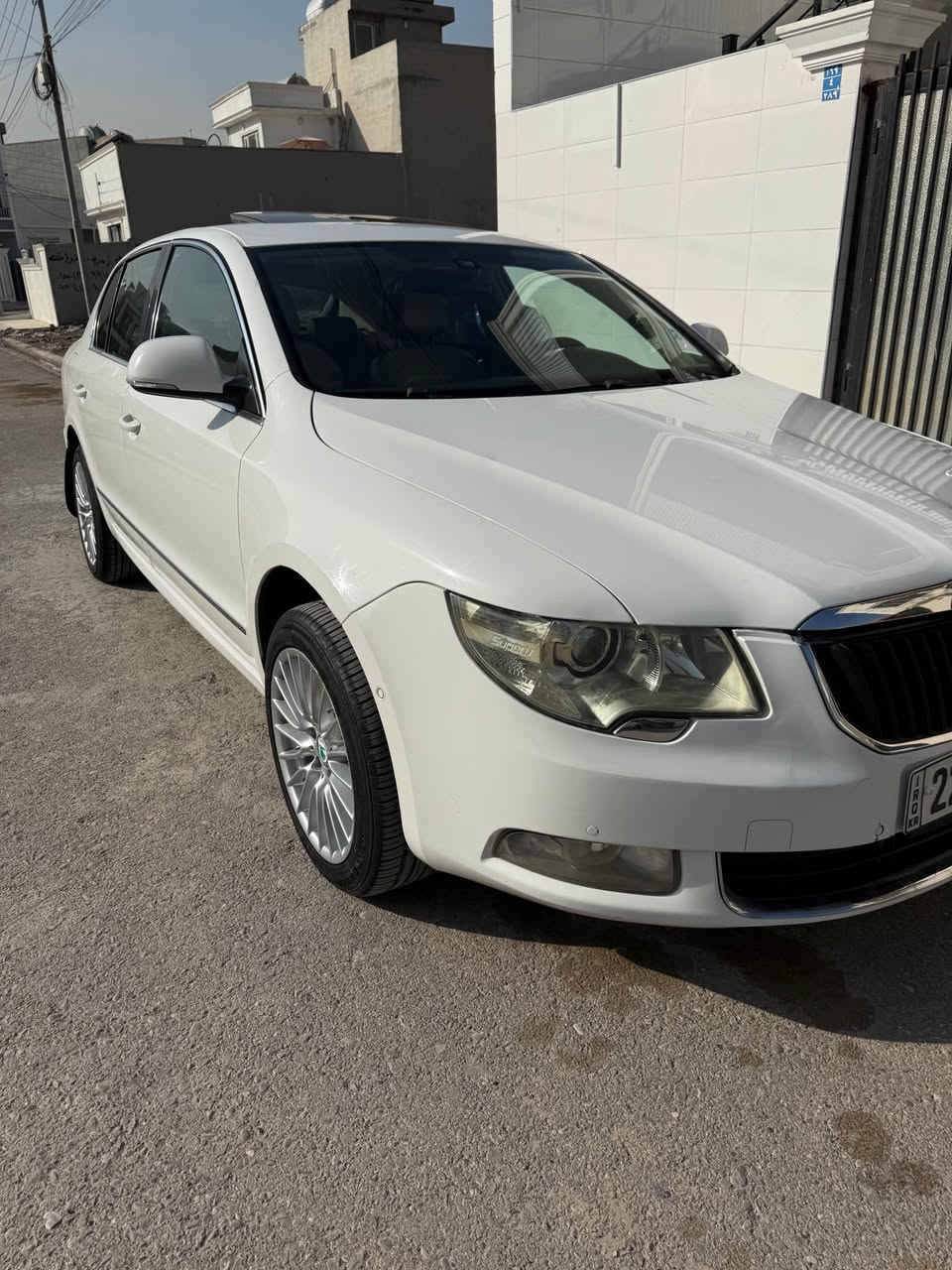 سکۆدەی سوپەربی مودیل 2013  پارچکوو نیوی هەیە سهر 89 وەرەقە رقم موبیل *********** أربيل, العراق
