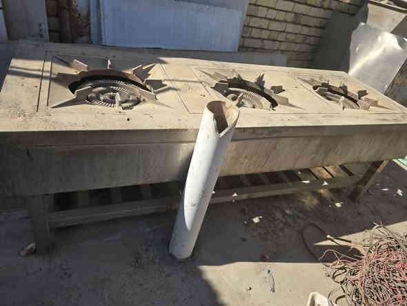 غراض مطعم ابيعهن شلع كلهن مليون ونص بدون عمله اقرأ التفاصيل
طاولة طعام مرمر تركي بدون كراسي عدد 12
طباخ سل ستيل شغال بس يرادله ادامه
سنك ايطالي 3احواض
عدة شاي مثل ماموضح بالصوره 
براد نضيف تجميد بي نتله يحتاجله فقط ماطور
رفوف سل ستيل عدد2
مكانهن قضاء الفجر ***********
