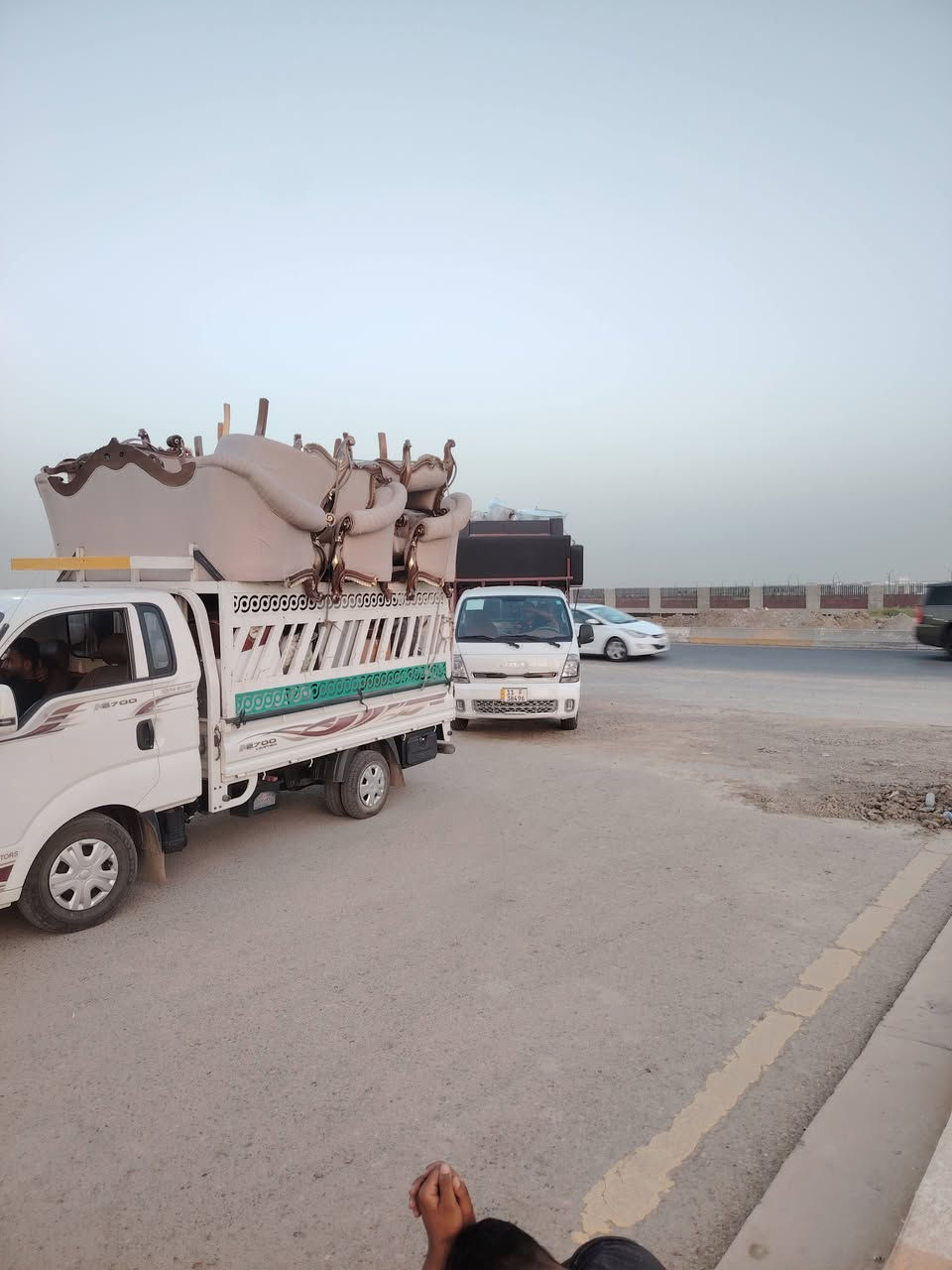 السلام عليكم🙋‍♂️ زبائننا الكرام
*********** 
*********** اتصال/ *يوجدلدينا كيا حمل لنقل الأثاث داخل وخارج بغداد وبسمايه وجميع المحافظات🌎🧿وبأسعار مناسبا 💸💸💸💸*********** 
 اتصال/ ويانه كلشي سهل باذن الله 
 من نقل الاثاث العام 🌹والتحويلات من بيت💚الى بيت* اخر 🏘️ 💒🏯🏯🏯🏯🏯*********** 
ومن بغداد الى المحافظات او بالعكس
 توجد سيارات (كيا بنگو/🚛/) وكادر كامل من العمال الموهوبين في حمل الاثاث الاتصال على الرقام التالية ***********☎️ 
       ***********☎️
