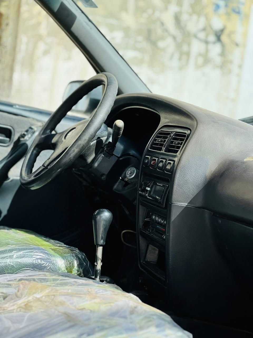 للبيع نيسان برايمر موديل 91 رقم نينوى دولي شرطه تحويل سياره باسمي كير محرك شرط مصبوغ حزام بدون ضربه كهربائياته كلها شغاله
السعر٣٧وبيها مجال شيء قليل
 مكان الموصل الايمن 
رقم ***********
