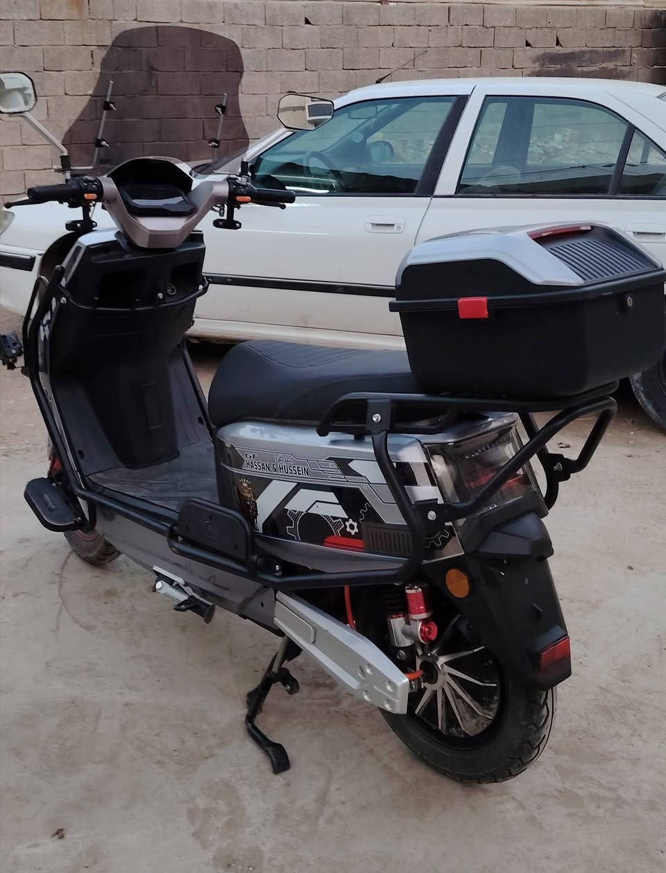 السلام عليكم
دراجة شحن Lion GT 3800W ست بطاريات ليثيوم تمشيك 70 كم على الشحنة الواحدة /المكان الشعلة سلاميات ..  السعر 850 ألف / الاتصال على الرقم ***********
