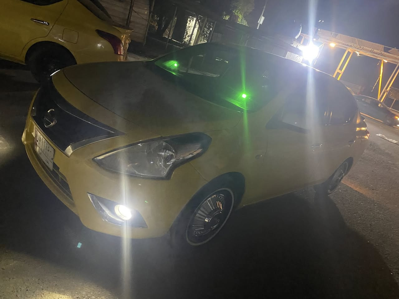 سلام عليكم نيسان صني هندي موديل ١٦  سيارة حلو وجهازة رقم بغداد.  تخم تاير. كير ومكينة كفالة  السيارة حلوة مال جناي.تبريد تدفة كلشي شغال السعر  ٩٢  العنوان بغداد الشعب حي البساتين. ***********
