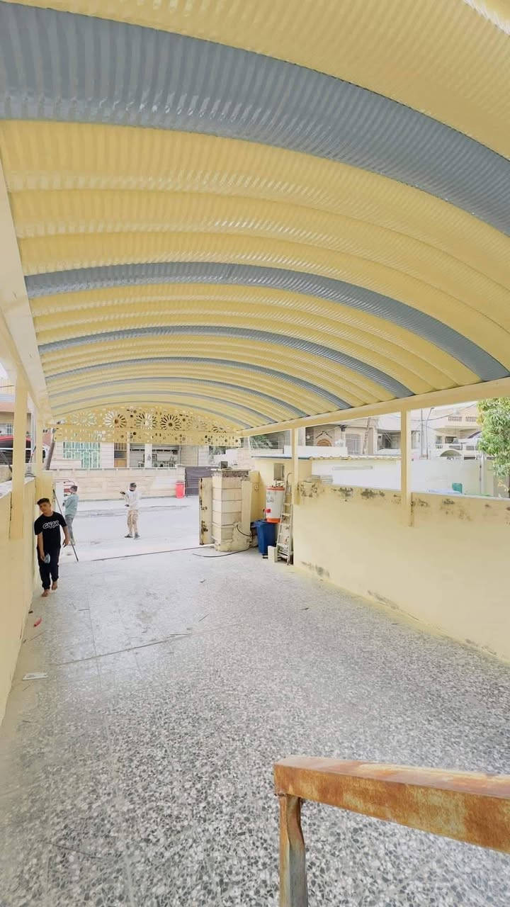 (تعلن) شركة بغداد للمظلات الحديثة الكي سبان ) 
***********  اتصال 📞 
وموجود وتساب 
عن توفر جميع الاحجام والقياسات والألوان 
معدن مطلي طلاء حراري ومقاوم للحراره العاليه والامطار
🌂🌂☔️☔️☔️☔️
تفاصيل العمل والمواد التي تستخدمها شركة بغداد للمظلات
 1-سمك كي سبان 05 تركي 🇹🇷
2 ساقيه مغلون 
3 بوري 4×4 ثنين ملم
كرسته وعمل تبدء سعر المتر بغداد من (27 ألف إلى 30الف بوري 4*4 مغلون تركي 🇹🇷 حسب سَمك الحديد) 
مدة التنفيذ يوم واحد فقط! ☺️☺️☺☺☺☺؟(ملاحظة من 20 متر إلى 10 َمتر قطعي مو على المتر 
كذلك يوجد
عمل سندويج بنل غرفه او مخزن لل(منازل والشركات🏚)
بكادر متخصص وسرعة بالأنجاز 

للاستفسار الاتصال على الرقم التالي 
***********
