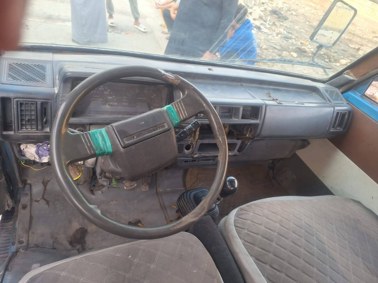 السلام عليكم كيا بنكو موديل 1994 للبيع تحويل ثاني يوم محرك خير من الله كير اكسن خير  من الله المكان بغداد الشعب حي المهندسين السعر 47 ورقه الاتصال علا الهاتف واتساب ***********
