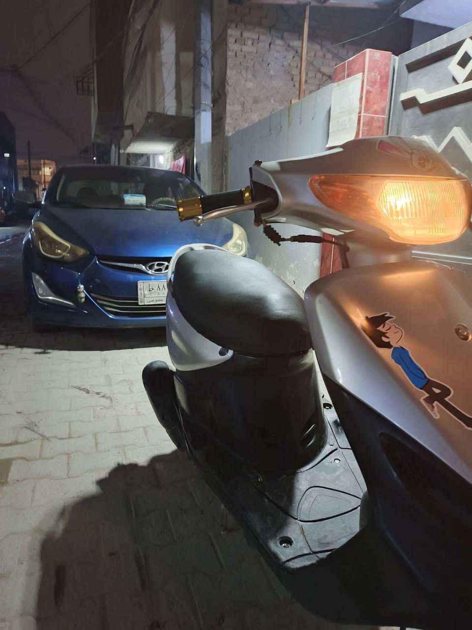 السلام عليكم دراجة ماكس قجمة 120 للبيع دراجة نضيفة تبخير ماكو كهربائيات شغالة بركات بلمكان تايرات جدد دبلات شغالة هندر شغال سلف شغال نكر شلعة ومعدل مكينة بلادي ممفتوحة تعال افحص وشوف 400 وبيهة مجال مكاني بغداد الحرية ***********
