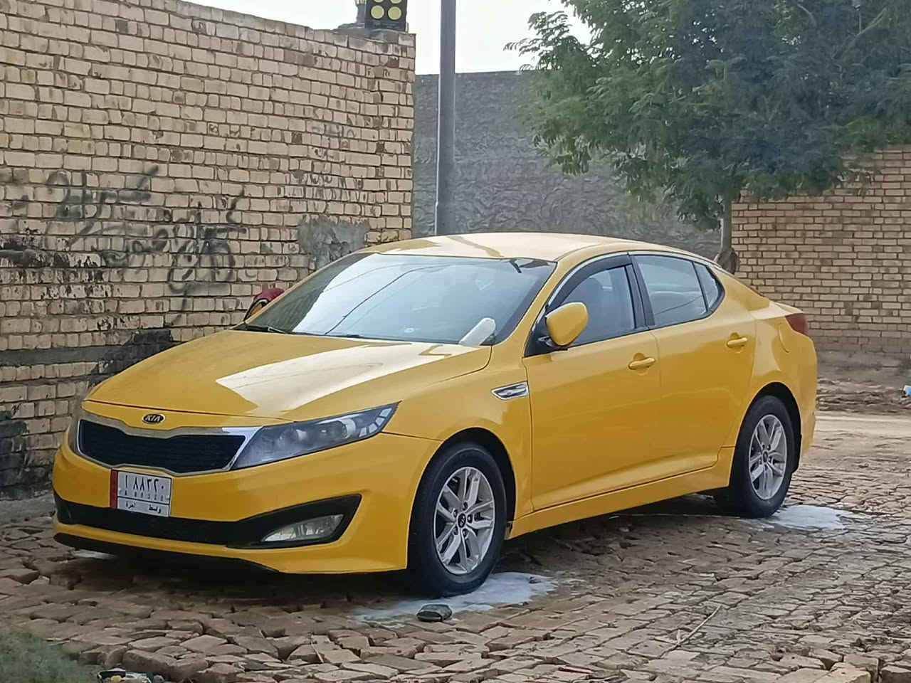 السلام عليكم 
اوبتيما 13خليجي الفين دوش 
بيه جاملغ خلفي 
تبريد تدفئة قطعتين 
رقم واسط مكان السيارة واسط 
قبق الجنطه مبدل فقط 
السعر 112بيه مجال بسيط 
***********
