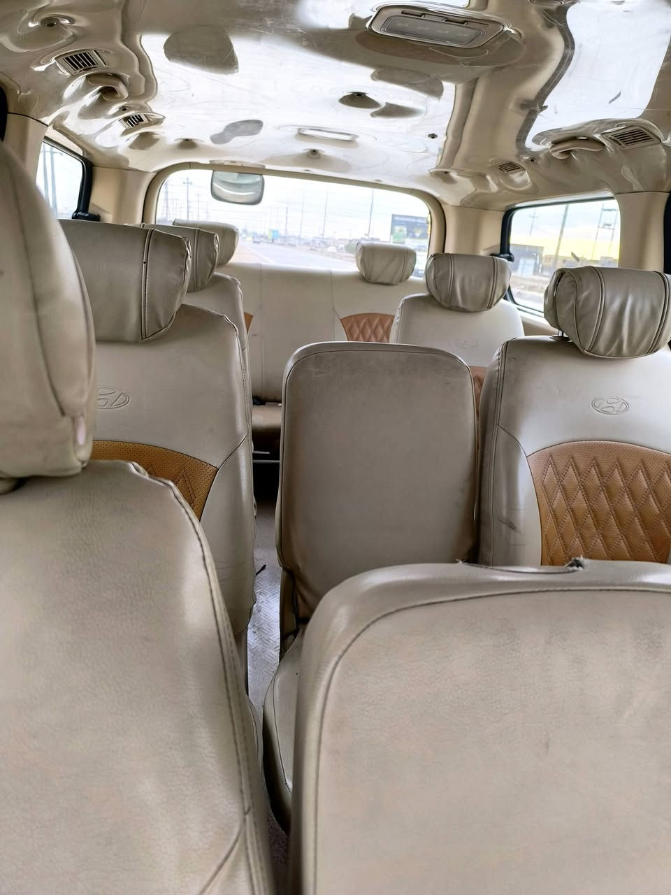 السلام عليكم ستاركس مديل 2017للبيع  رقم واسط مكفولة من الصبغ والتبديل بيها فقط بارد قليل مكينه جديده حداديه جديده داخل جديدمكان السياره بابل للستفسار اكثر رقم صاحب السياره ***********
