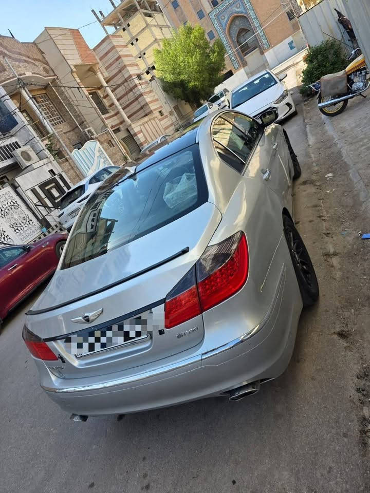 السلام عليكم جنسز ٢٠١٢ للبيع ميسان العماره
*********** مكلف بالنشر الشراي يتصل
