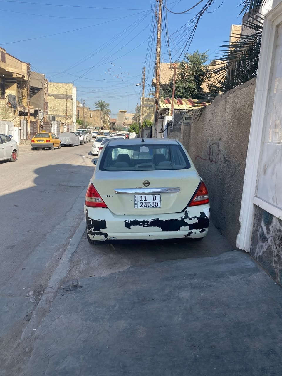 السلام عليكم نيسان تيدا للبيع موديل 2010 للبيع حادثها الجاملغ الخلفي وبيه صبغ *********** العنوان بغداد الشعب ب 63 وبيه مجال بسيط
