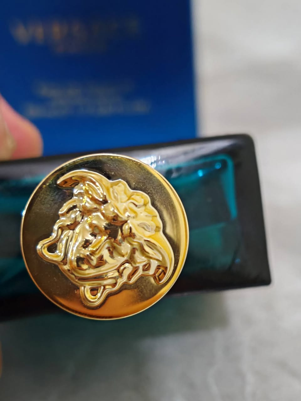 للبيع عطر ڤيرساتشي أصلي 100% 🇮🇹
استخدام يومين فقط — نظيف جداً
جاي من لندن 🇬🇧
صناعة إيطالية أصلية
للمهتم يراسل خاص ✨


**إذا كنت صاحب هذا الإعلان وتريد حذفه لأي سبب، رجاءا أرسل رسالة إلى الدعم الفني**
