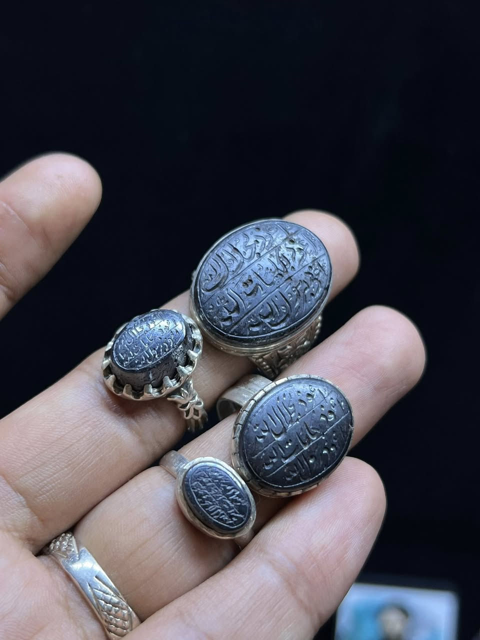 ً
حديد صيني مخطوط 27 رجب 

صياغة يدوية 

الشراي***********

المكان بغداد حي اور 

توصيل ماعندي
