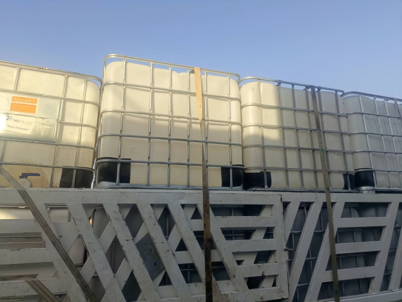 حاويات للبيع نظافة 90%
***********
