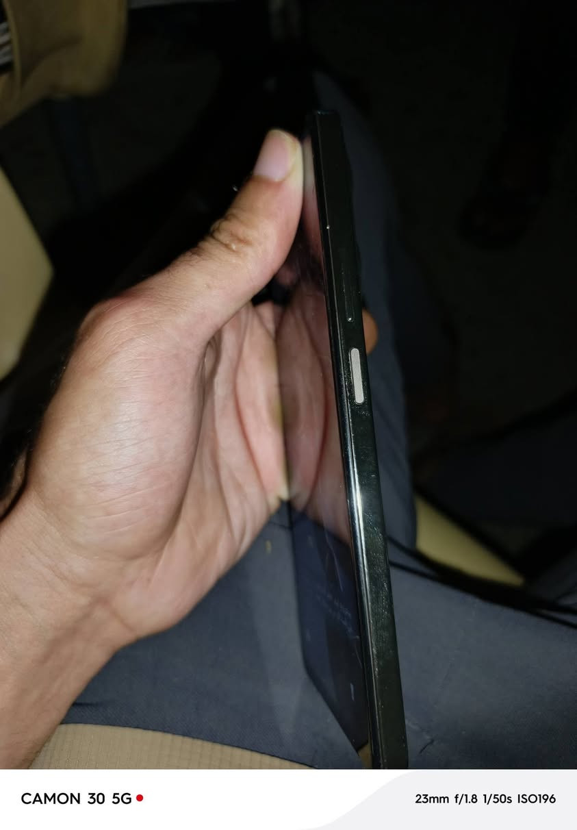 سلام عليكم انفنكس هوت 40 برو
ذاكره 256 جهاز مثل ما موضح بصوره بدون ملحقات 
سعر 150 وبي مجال مكاني بغداد 
*********** واتساب وتصال ومسنجر متواجد
