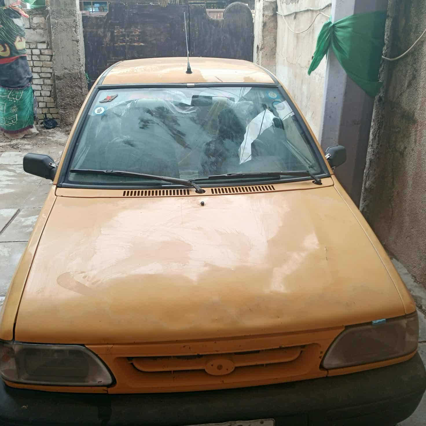 سلام عليكم سياره للبيع 211 مكينه كير جديد شواصي جديد سعره 22 بيه مجال بصيط عنوان نهروان ***********
