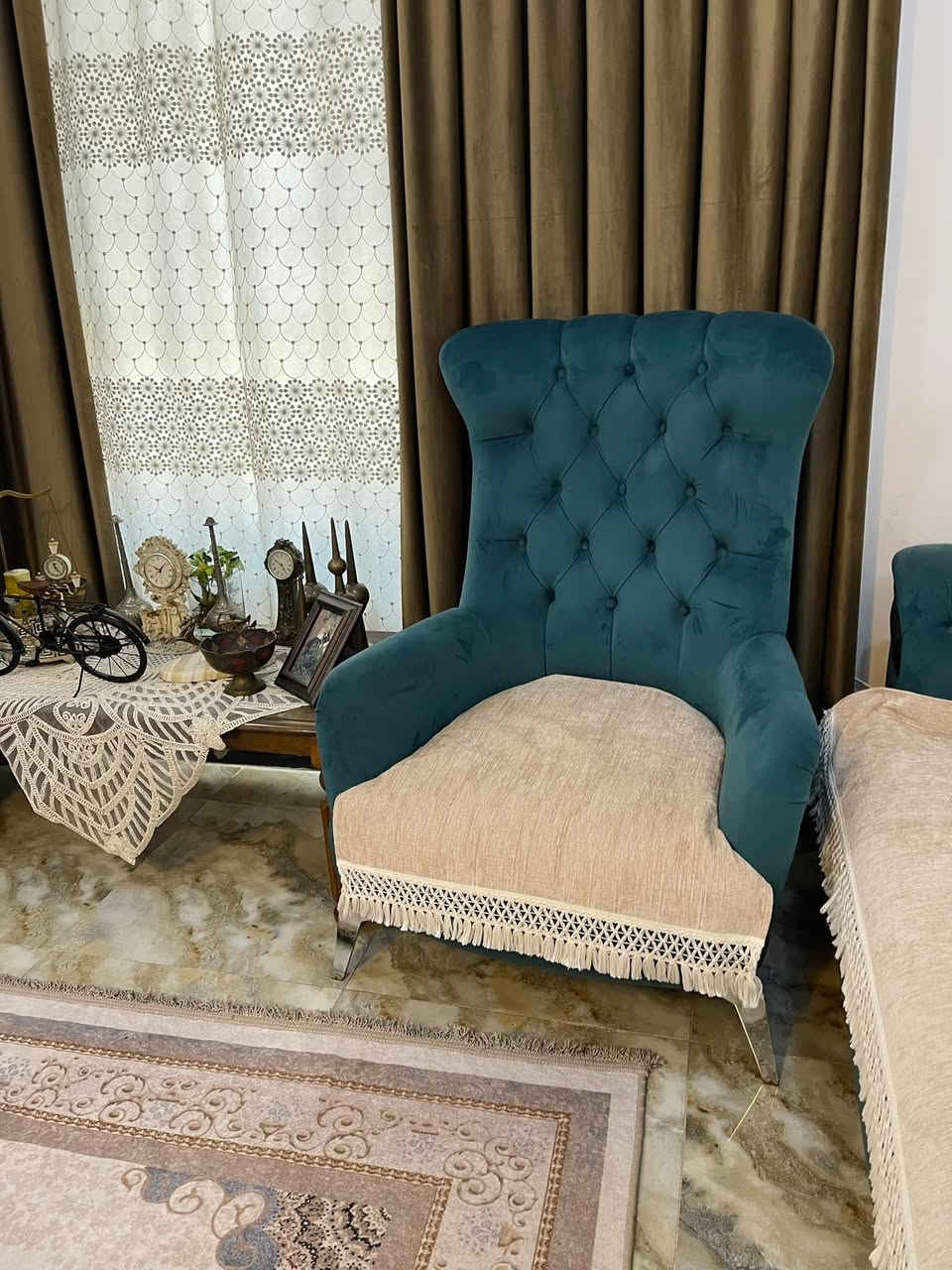 السلام عليكم
تخم للبيع عشر مقاعد نظافه 100‎%‎ 
ماكو اي ضرر بالقماش والسفنج 
السعر 1،250،000
المكان بابل


**إذا كنت صاحب هذا الإعلان وتريد حذفه لأي سبب، رجاءا أرسل رسالة إلى الدعم الفني**