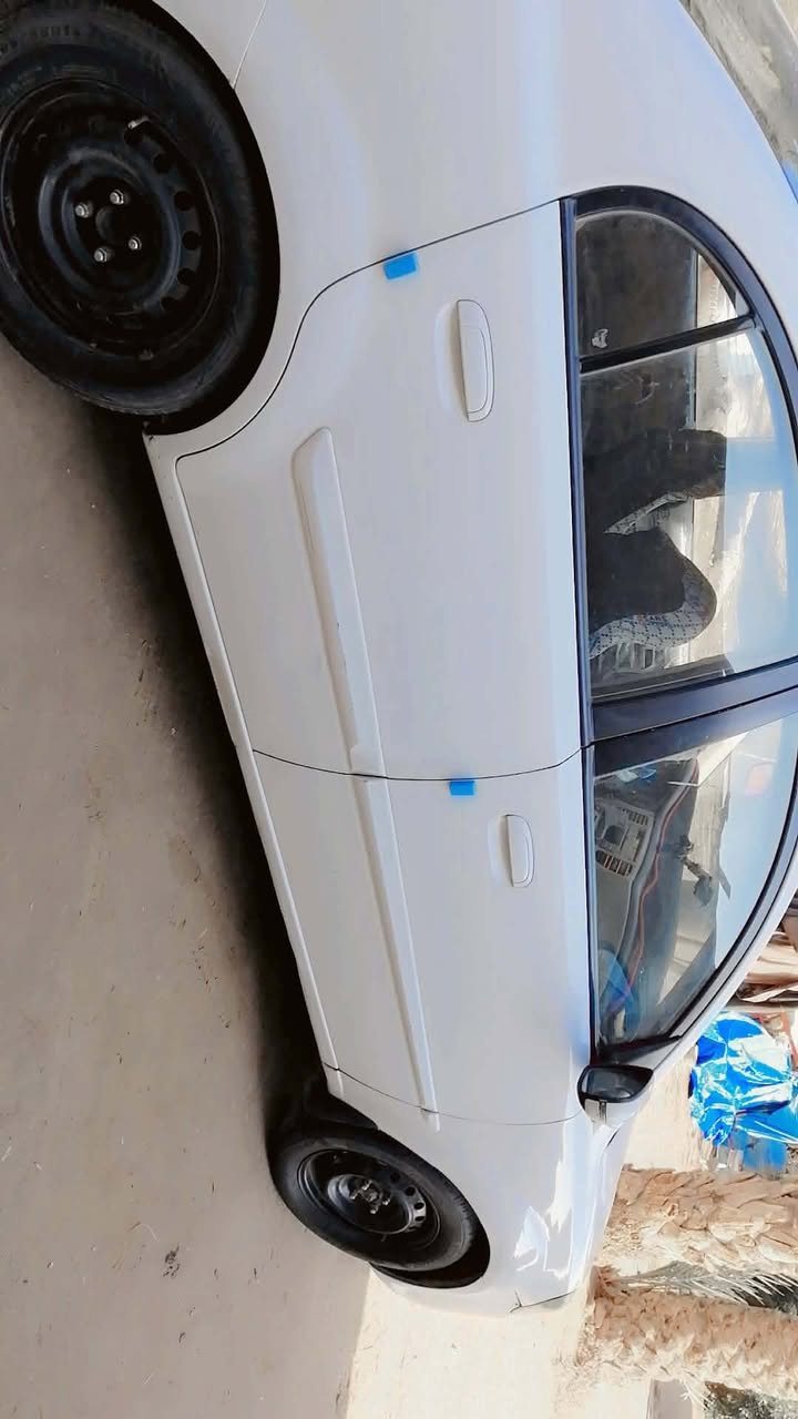 السلام عليكم كيا ريو 2012سياره مكفوله رقم بغداد بيهه خيط بخار قليل مكلف بلنشر سعر 95 وبيها مجال رقم صاحبها *********** مكانها ديوانيه
