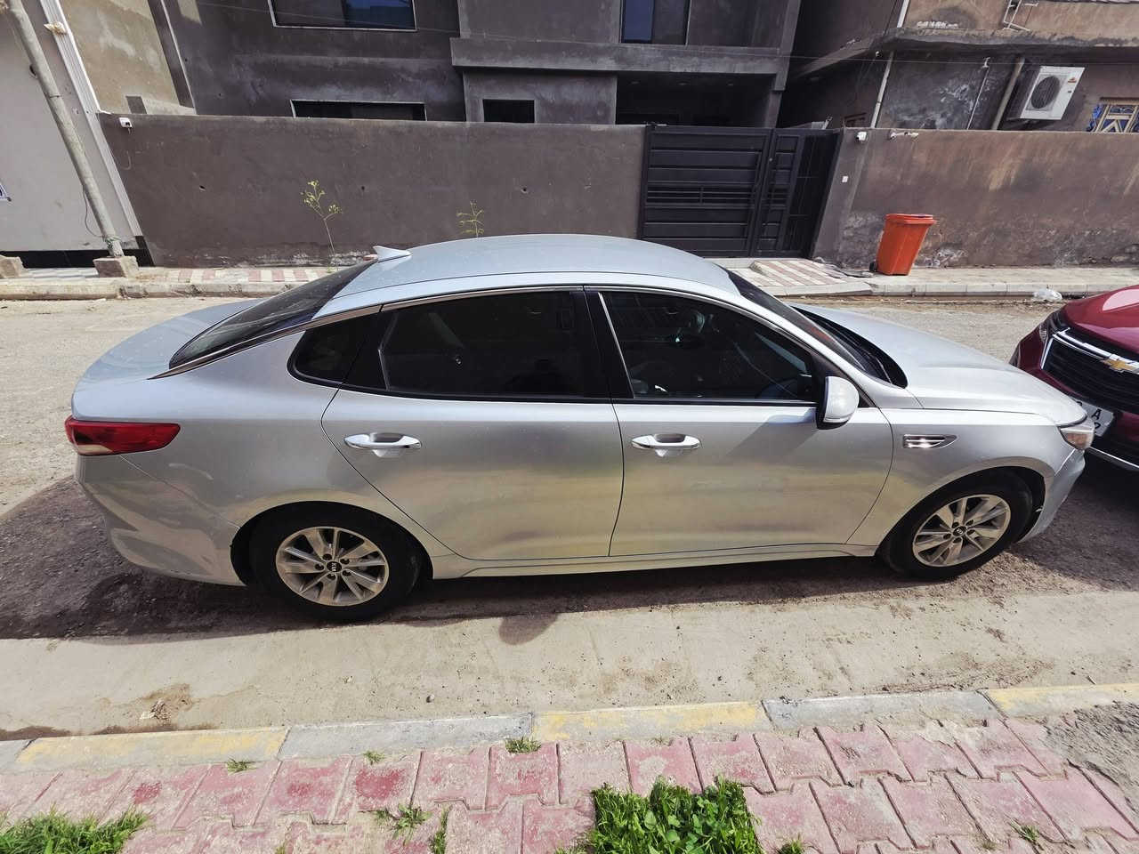 كيا اوبتما ٢٠١٨وارد امريكي
سياره نضيفه رقم شمالي
الضرر قطعه واحده الجاملغ
الايمن بدون ايرباكك السعر ١٤٥
رقم الهاتف ***********
