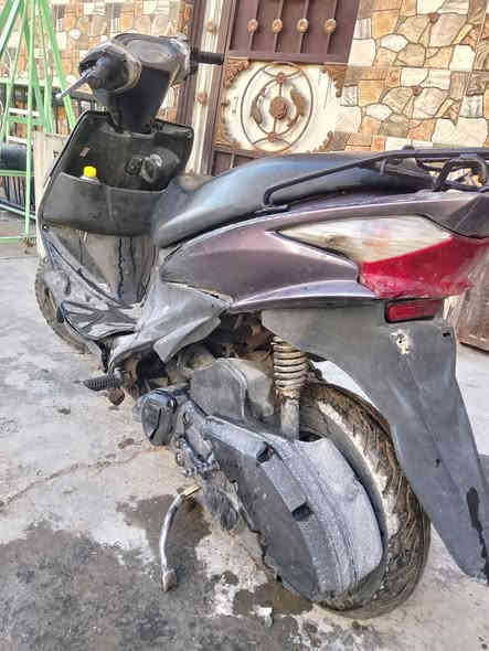 السلام عليكم دراجة ادرس
حديث ياباني دراجه نضيفه مكينه ناعمه نوزل وملف مكفول نقصهه بريكات وباتري تشتغل هندر واحد دراجه مال روحه وجيه متوكفك ابد سعرها 200المكان جميلة ***********
