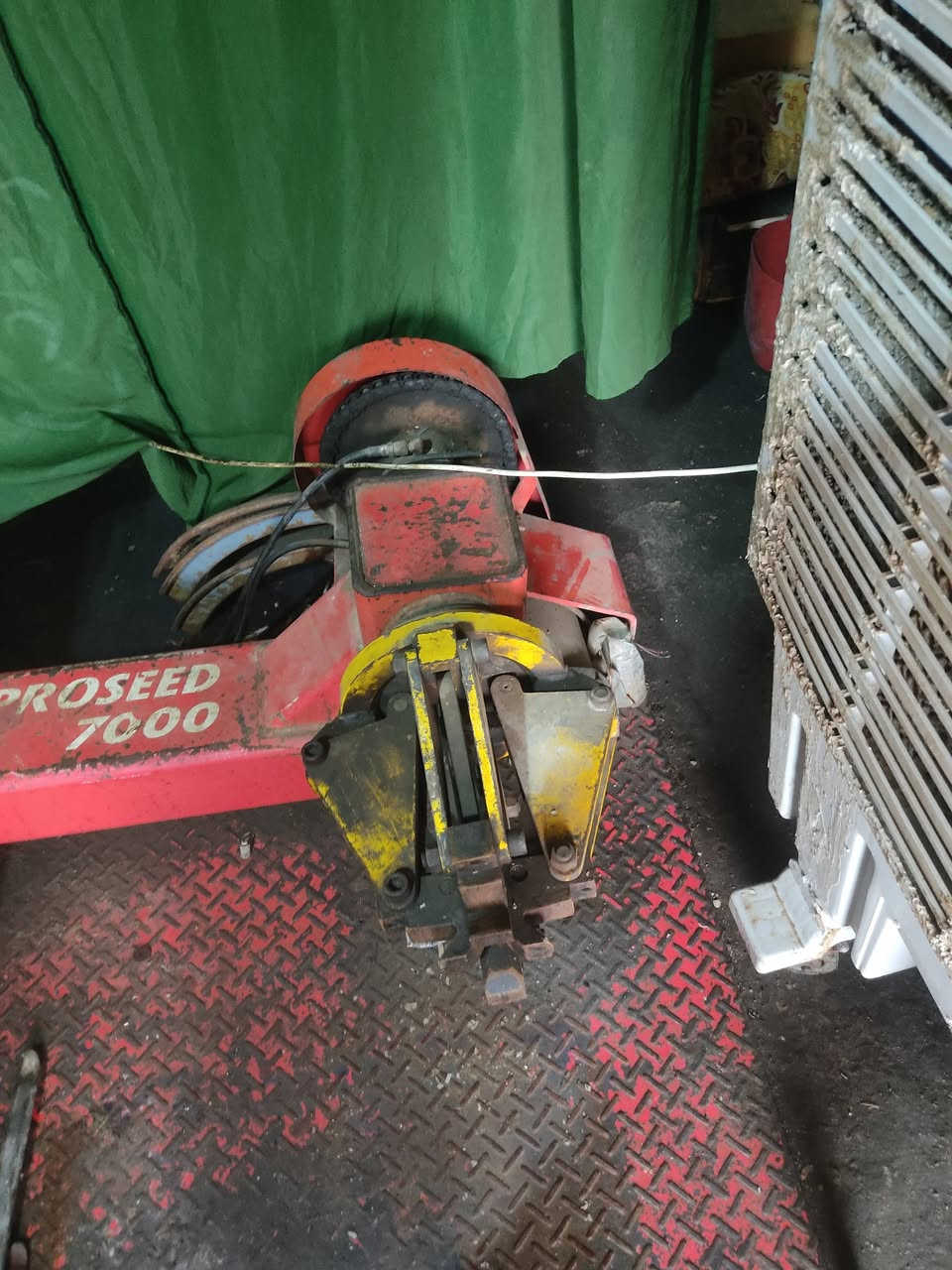 سلام عليكم خالعه مال تايرات كبار البيع سعر خاص ***********
