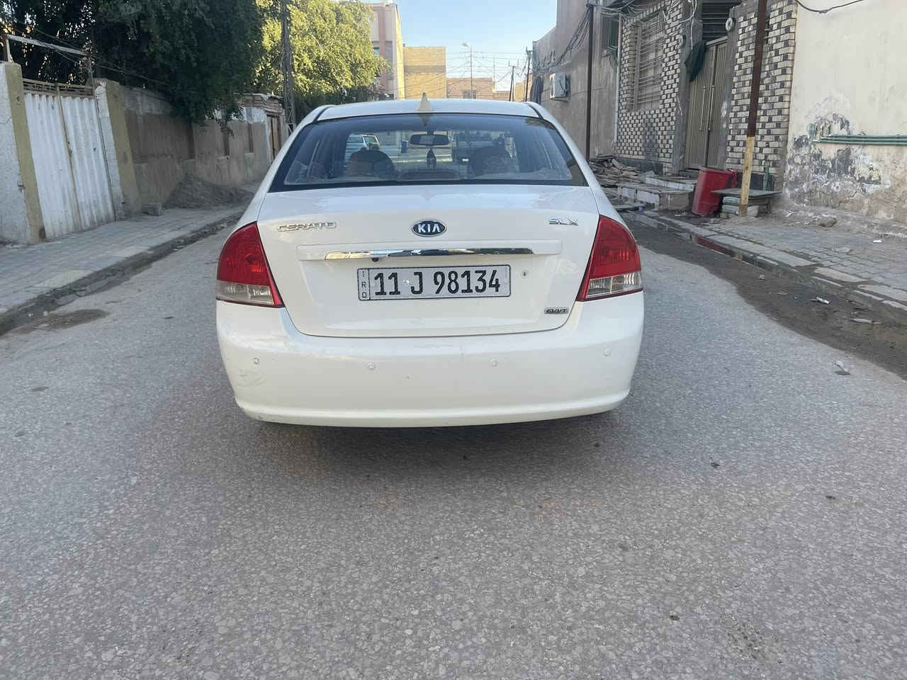 سلام عليكم كيه سيراتو  2007 لبيع وارد خليجي  سيار ةتخم تاير حداديه جديده  تبريد ثلج سياره شاشه كامره خلفيه اربعه دسك نضامااي بي اس حجم المحرك 1600   سنويته لغايه 20028 تحول اي مكان سياره بيه رشات صبغ بدون حادث  اثر طخات بصيطه    سعر سياره 87 وشويه بيه مجال مكان السيارة نجف لستفسار عله رقم ***********
