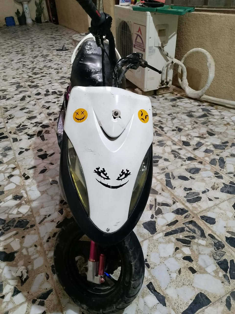 سلام عليكم دراجه ماكس بوشه 49 مال لعب دراجه سلف هندر شغاله قطره تزويد دبلات امامي رياضي دراجه كلشي بيه جديد ب375 وبيه مجال مكاني طويريج وهاذه رقمي ***********
