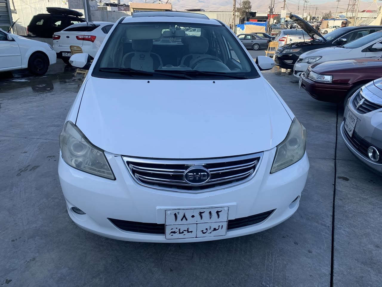 بەناوی خوای گەورەو میهرەبان
سیارەی بیوایدی مۆدیل 2014
قەپات مواسەفات گیرومەکینە نیلاد ی 
سیارەکە زۆر جوان و پاک ماوەتەوە
700دۆلار خرامەی لەسەرە 
دوای معامەلە ئەی گەرینمەوە بۆ خاوەنەکەی 
سیارەکە قەپات مواسەفاتە 
سلایت 
تەبرید لەسەر سویچ 
حاسە  کامیرە شاشە ئایپات 
بلاجیکتۆر 
ویل کەپ 
سوکان ڤۆلیۆم
گیڕ ئۆتۆ ماتک و عادی 
کوشن جلد
سیارەکە مالی دۆستە 
زۆر جوان و پاک ماوەتەوە
تەنیا دووپەلە بۆیاخی هەیە بئ ناوگرتن پیش و دوای کەپسە 
بەشەرت گیڕ و مەکینە و تحویل و خرامە 
نرخی 63گەلا و کەمیک معامەلە 
***********
