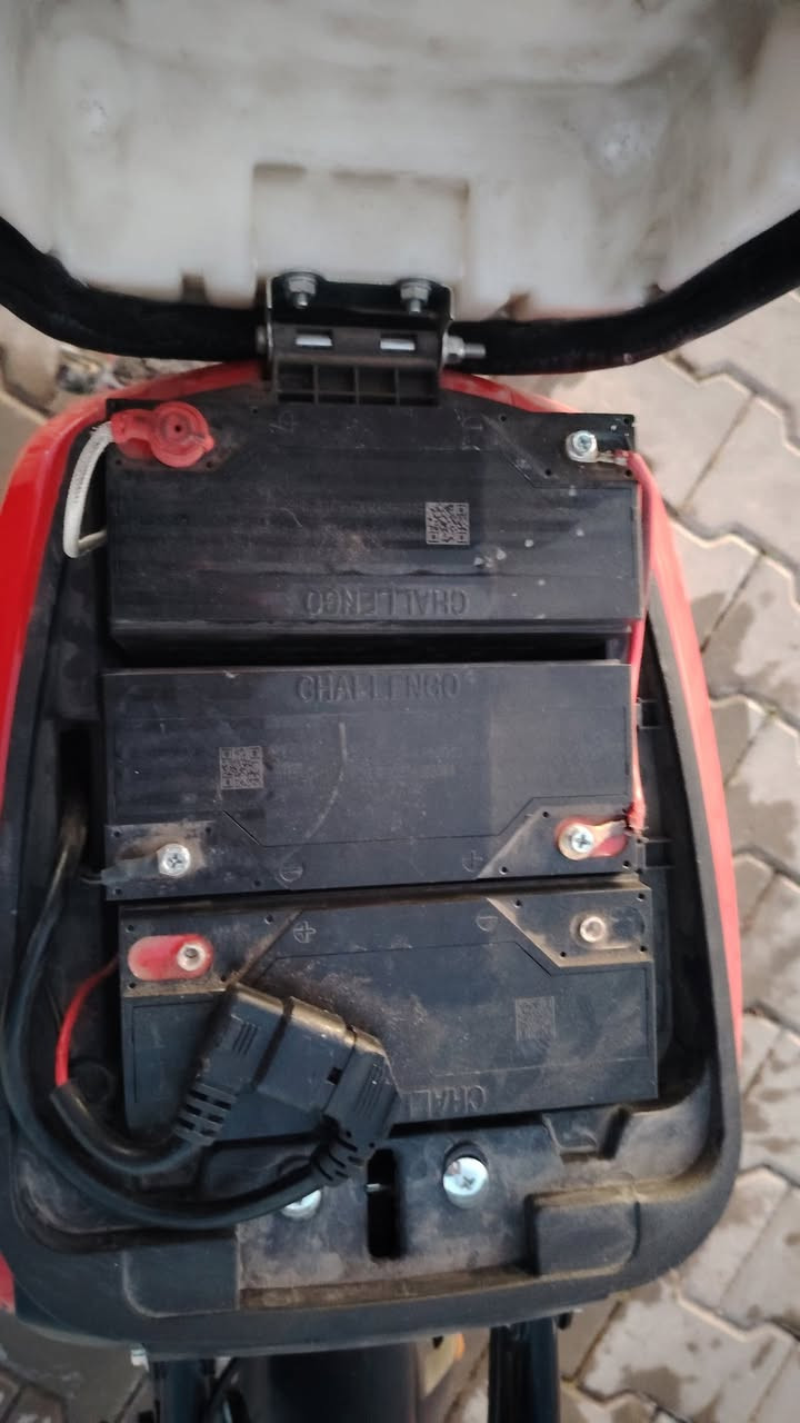 سلام عليكم دراجه شحن ار تسعه ريان
ست يطاريات
نضام R
ونضام P
دراجه نضيفه وجاهزه من كلشي.
مديل 25
بلاتوث.
وشاير.
سعر 550 وبيهه مجال
مكاني محموديه
826341959 07


**إذا كنت صاحب هذا الإعلان وتريد حذفه لأي سبب، رجاءا أرسل رسالة إلى الدعم الفني**