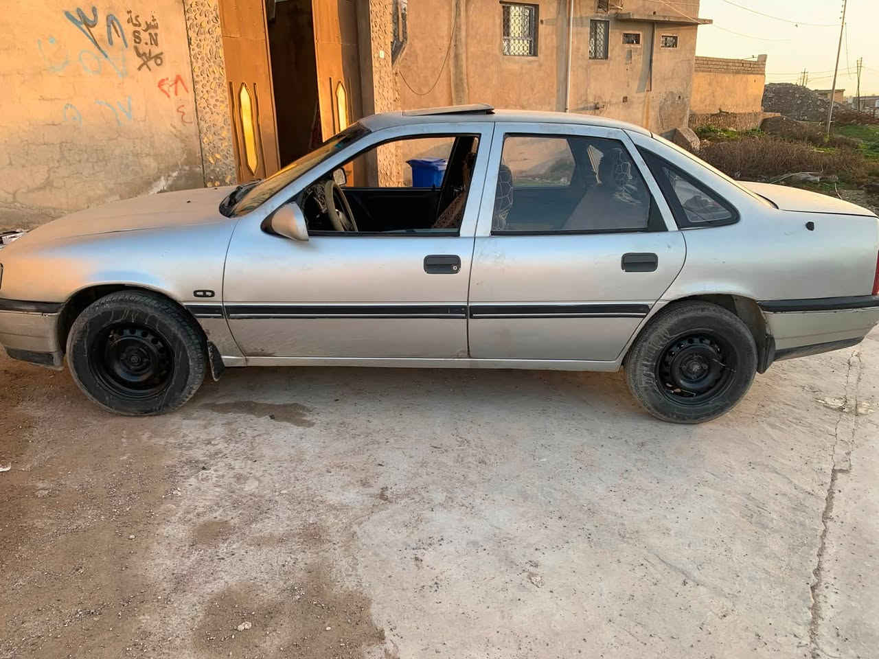 فكترا  حجم 20 كير محرك شرط موديل 91رقم دولي سنويه 30 ينتهي  داخل نضيف تحويل مباشر هزه جاهزه كابون بي ورقي واكف بدون ضرر بخ حزام للهزه فقط السعر 36 مكانها برطله استفسار اكثر ***********
***********
