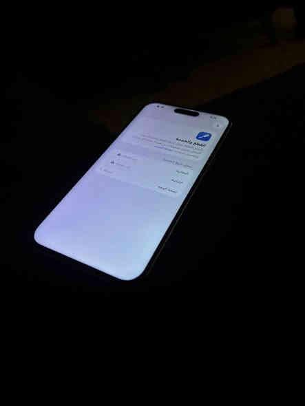 🔥 iPhone 15 Pro Max تيتانيوم –  شرق اوسط عرض ما يتفوّت! 🔥
الجهاز أداءه نظيف ومرتب، ومواصفاته واضحة بدون لف ودوران:

• شاشة مبدلة درجة أولى، اللمس ناعم وما يكلك ولا يعلّك

• إطار ناصي

• بطارية دراغون أصلية 100%، عدد الدورات 44 بس – يعني شبه جديدة

• الظهر مكسور

ذاكرة 256• Face ID واقف

والجهاز كله شغّال، لا حرارة ولا تعليق

📍 المكان: بغداد – الزعفرانية

📞 ***********

✔️ تواصل اتصال أو فيس

💵 السعر: 650$ وبيه مجال
