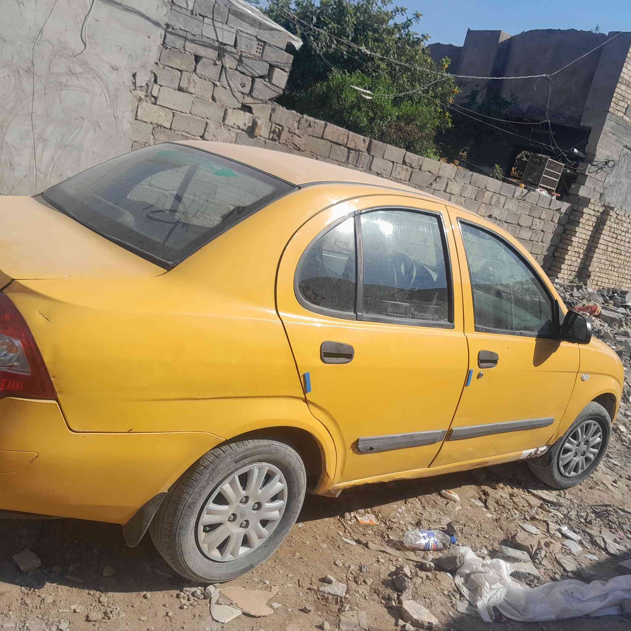 السلام عليكم طيبه مديل ٢٠١٦ بيهه طخات وسدرهه واكع  كير ومكينه خير من الله.  مجفت جديد لسياره بسمي   سعرهه ٣٣$ 
***********
