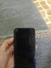ايفون اكس • شاشة مكسورة • عادي