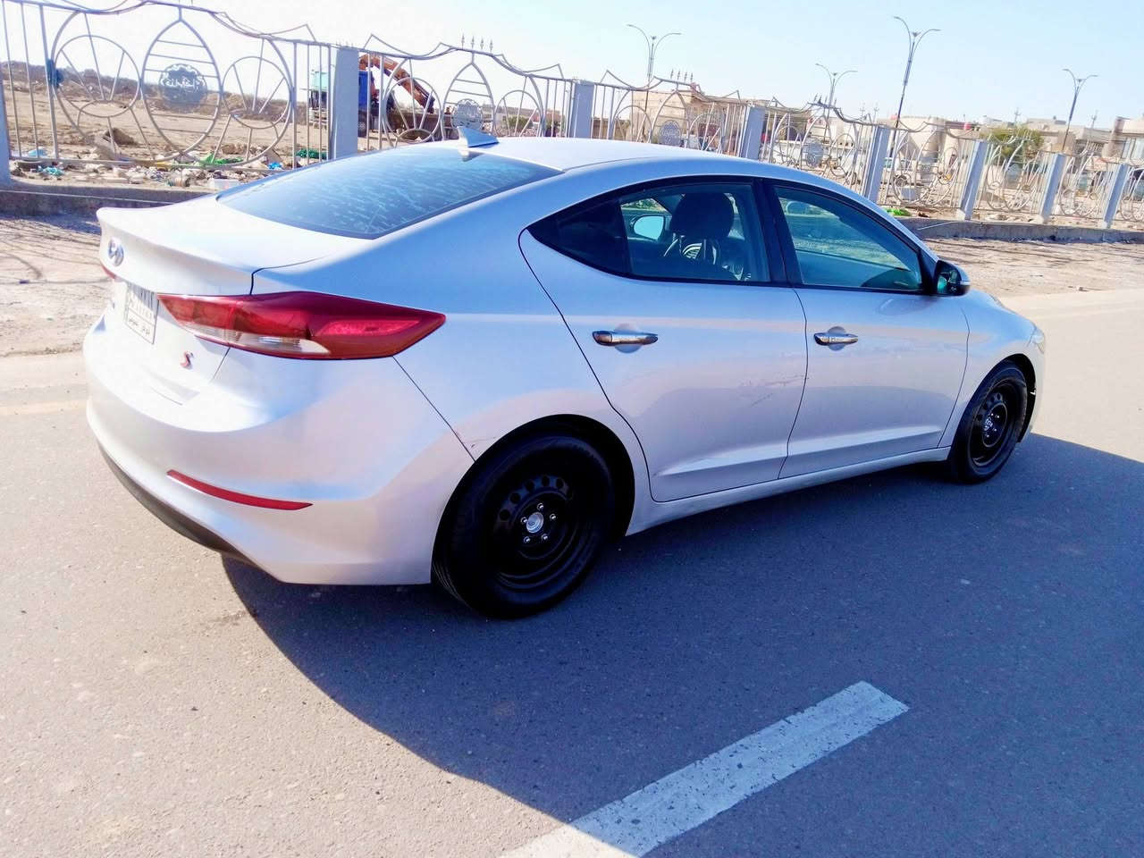 الانتره مديل 2017وارد كندي كفاله عامه 
ضربه وتبديل وصبغ سعر 120حجم المحرك 2000دوش
رقم ذي قار دولي ع ستلام هزه وسنويه جديده راعيها يمي تحويل ثاني يوم عنوان بصره ***********
***********
